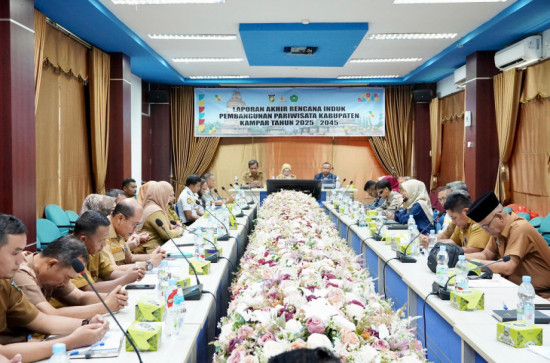 Ekspose Laporan Hasil Penyusunan RIPPARKAB Kampar Tahun 2025-2045 Kampar Hebat, Misharti : Pemkab Kampar Dukung Penuh Pengembangan Kepariwisataan. 