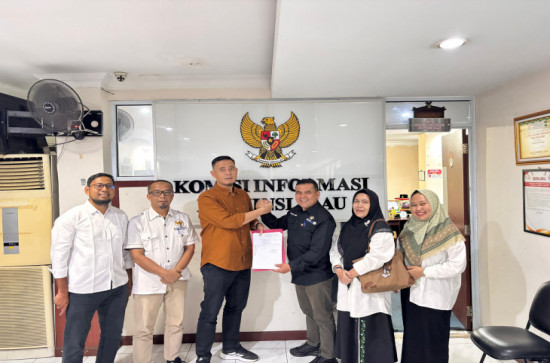 Lakukan Audiensi dan Serahkan Isian SAQ KI Riau Tahun 2025