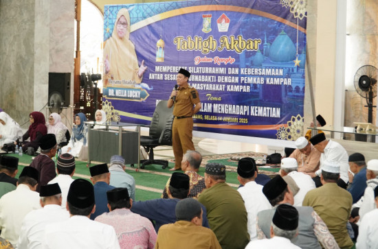 Hadiri Tabligh Akbar Bersama Purnabhakti ASN. Pj Bupati Kampar Hambali ; Perkuat Jalinan Silaturahmi dan Kebersamaan Untuk Kemajuan Ummat. 