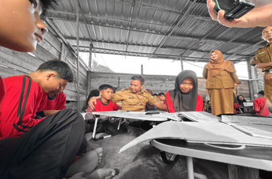 Miris dan Memprihatinkan! Kondisi SMPN 10 Tambang Jadi Perhatian Bupati Kampar, Langsung Dimasukkan ke Anggaran 2026