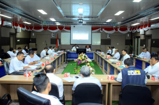 Susun APBD Sektor Pendapatan,  Bupati Kampar Pimpin Langsung Rapat dengan 15 Dinas Penghasil PAD. 