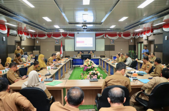Pimpin Rapat MCP 2025, Pemkab Kampar Fokus Tingkatkan Tata Kelola Pemerintahan Good Governance dan Good Govermant. 