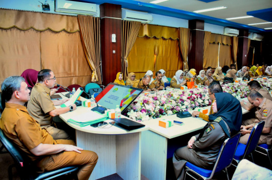 Wujudkan Kualitas Kepuasan Pelayanan Penyelenggaraan Publik, Asisten III Ir. Azwan Buka Secara Resmi Penyusunan Survei Kepuasan Masyarakat.