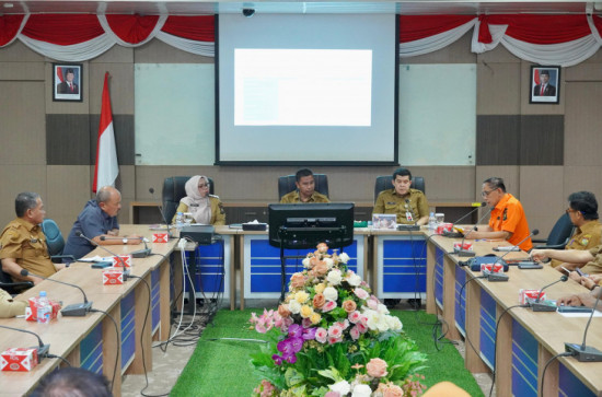 Pimpin Rakor Siaga Bencana,, Bupati Kampar Himbau Selalu Siaga dan Waspada Terhadap Kondisi Cuaca Ekstrim 