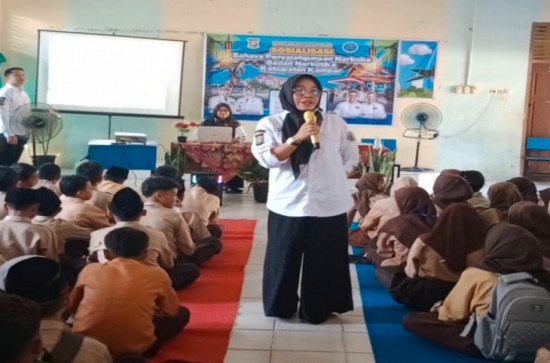 BNK Kampar Edukasi Siswa Tapung dan Kampar Soal Bahaya Narkoba: Selamatkan Generasi Emas 2045