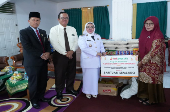 Usai Mengikuti Upacara HUT RI Ke-80, Wakil Bupati Kampar Kunjungi Panti Asuhan Putri Aisyiyah Bangkinang Kota