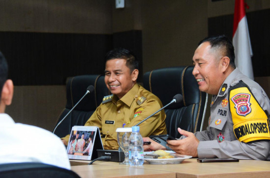 Sempena Hari Pohon Sedunia 2025, Bupati Kampar Ahmad Yuzar ; Insya allah Kita Akan Tanam 1000 Pohon Di Desa Tanjung Belit Selatan. 