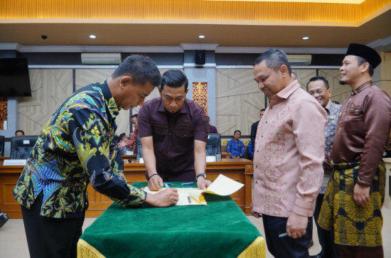 Bupati Kampar H. Ahmad Yuzar Hadiri Rapat Koordinasi Perencanaan Pembangunan Bersama Gubernur Riau dan Kepala Daerah se-Provinsi Riau