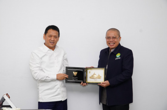 Pj Bupati Kampar Terima Audiensi LPPM UNRI Terkait Kerjasama UNRI Bersama Pemkab Kampar Bidang Penelitian Dan Pengabdian Kepada Masyarakat 