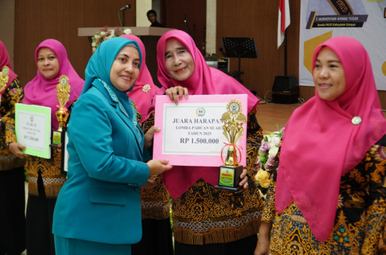 TP PKK Kab. Kampar Hadir Pada Puncak Peringatan HUT PP PAUD Ke-68 Tahun 2025 Di Kab. Kampar