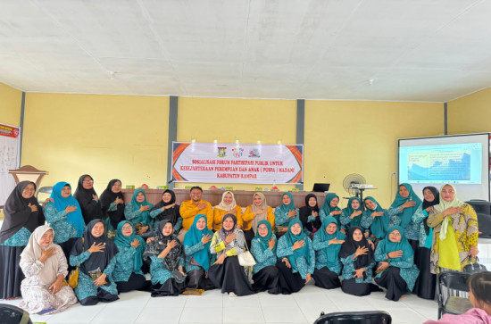 Forum Puspa Madani Kab. Kampar, Sosialisasikan Perlidungan Perempuan Dan Anak Kepada TP PKK Desa Simpang Petai