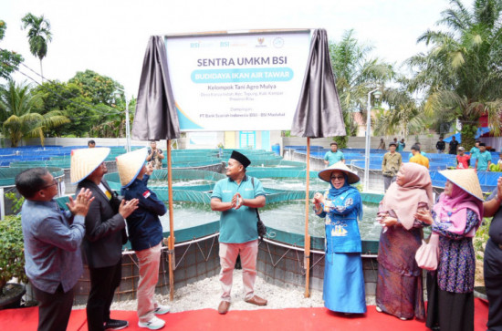 Resmikan UMKM Budidaya Ikan Sistem Bioflok, Wabup Berharap ini Dapat Memperkuat Ketahanan Pangan, Lapangan Kerja dan Meningkatkan Kesejahteraan Masyarakat Desa.