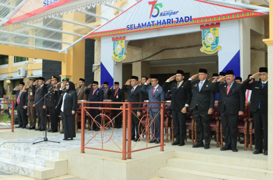 Wakil Bupati Kampar Dr. Misharti Pimpin Upacara Peringatan Hari Kebangkitan Nasional ke-117. 