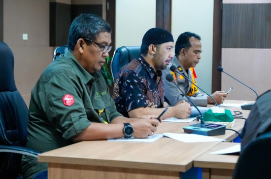 Percepatan Penyelesaian Permasalahan Agraria, bersama GTRA Asisten I Setda Kampar Tengku Said Hidayat Pimpin Rakor dan Sidang Gugus. 