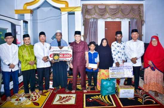 Pimpin Safari Ramadhan di Desa Sungai Agung Kecamatan Tapung, Sekda Kampar Sampaikan Program Bupati dan Wakil Bupati Kampar. 