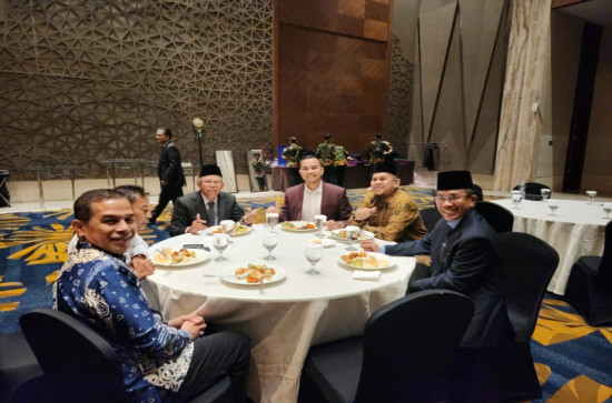 STIE Bangkinang Kukuhkan 128 Wisudawan, Pemkab Kampar Tegaskan Komitmen Majukan Pendidikan