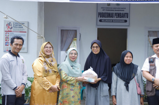 Wakil Bupati Kampar Dr. Misharti, S.Ag, M.Si Buka Operasi Pasar Murah Jelang Idul Fitri 1446 H. 