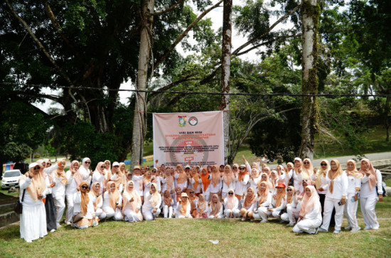 Gelar Outbound Capacity Building, DWP Kab. Kampar Bangun Kebersamaan Dan Tingkatkan Kemampuan Disegala Aspek