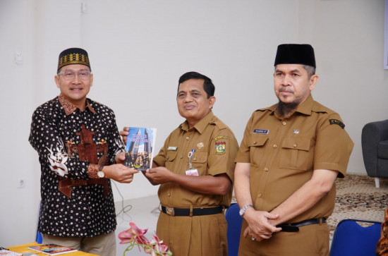 Pemkab Kampar Melalui Dispersip Gelar Sosialisasi Identifikasi Naskah Kuno.