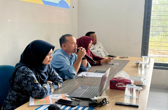 Diskominfosandi Kampar Gelar Rapat Evaluasi Penyusunan Metadata Statistik Sektoral OPD Tahun 2025