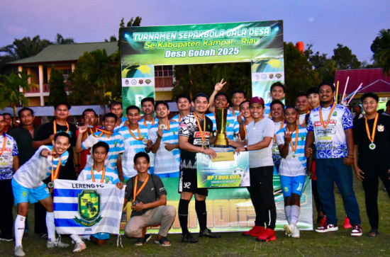 Kampung Lele Fc Jadi Juara Turnamen Bola Kaki Gala Desa Gobah GPC PHW CUP VIII Setelah Menumbangkan Lereng Fc dengan Skor 2:0