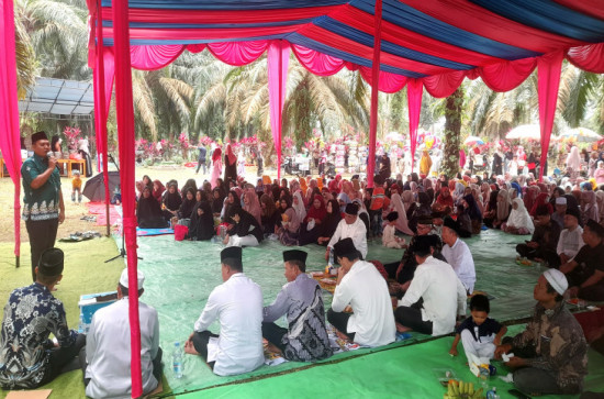 Menjelang Bulan Ramadhan 1446 H,  Masyarakat Desa Pulau Birandang Gelar Acara Pulang Basamo dan Ziarah Kubur. 