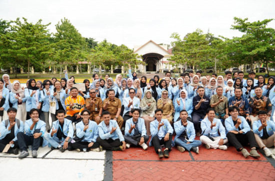 Wakil Bupati Kampar Terima Peserta Kukerta MBKM Fakultas Hukum Universitas Riau dengan Tema “Desa Sadar Hukum”