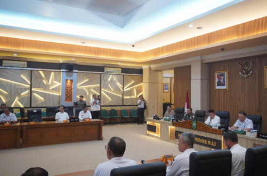 Bupati Kampar Ikuti Konferensi Pers Prediksi Musim Kemarau 2025 Bersama Pemprov Riau dan BMKG