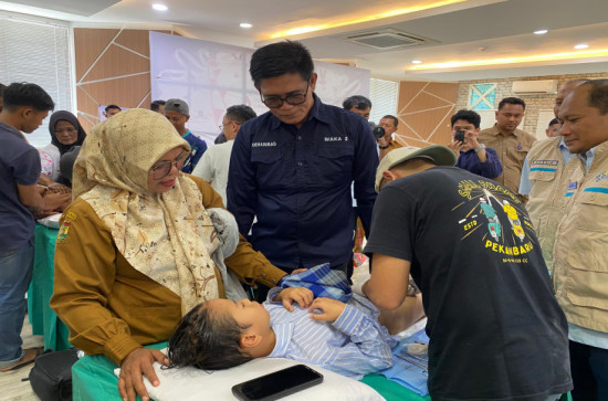 Serahkan Bantuan, Pemkab Kampar Apresiasi Yayasan Baitul Mal UID Riau Kepri. 