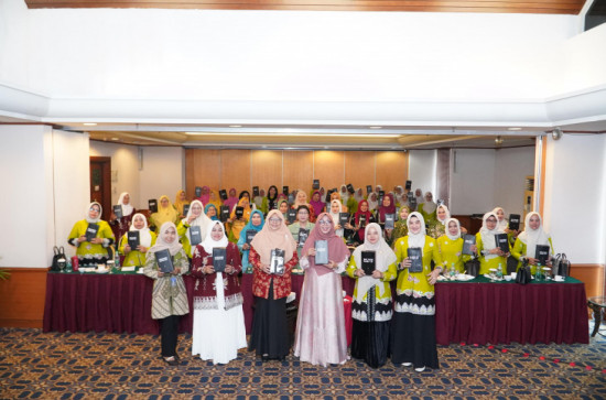 Gelar Seminar Pengembangan Kepribadian Bagi Organisasi Wanita, IKKD Kab. Kampar Gali Potensi Dan Kualitas Diri 