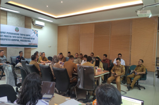 Terkait Peta Perkembangan Pengukuhan Kawasan Hutan, Pemkab Kampar Gelar Rapat Pembahasan Trayek dan Panitia Tata Batas. 