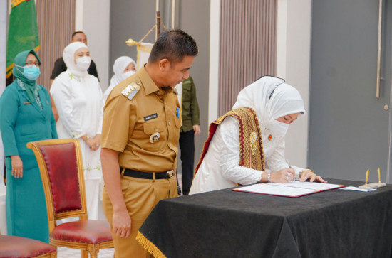 Tengku Nurheryani Ahmad Yuzar Resmi Dilantik Sebagai Ketua Dekranasda Kabupaten Kampar