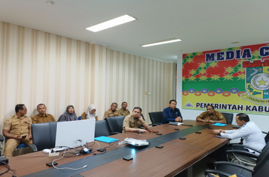 Pemkab Kampar Ikuti Rakor Pengendalian Inflasi Bersama Kemendagri Secara Daring. 