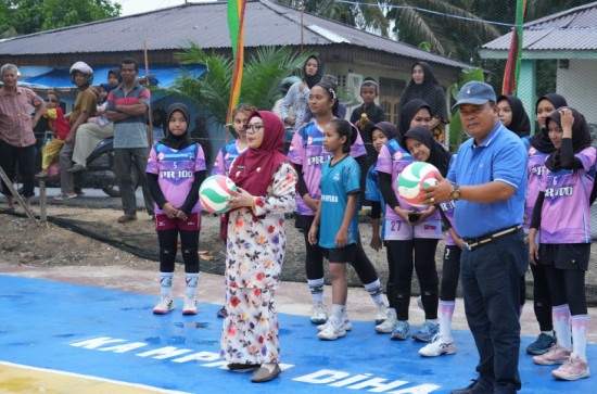 Wakil Bupati Kampar Resmi Buka Turnament Bola Voli Piala Bergilir Bupati Kampar 