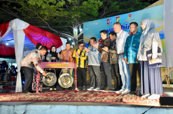 Bupati Kampar, Launching Sentra UMKM Riverside Bangkinang Kota, Majukan Ekonomi Kerakyatan Di Kab. Kampar