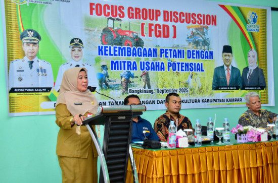 Tingkatkan Produksi Padi dan Kesejahteraan Petani, Kadis Pertanian Buka Secara Resmi FGD Kelembagaan Petani dengan Mitra Usaha.