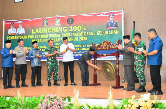 Di Apresiasi Kampar Pertama Di Prov. Riau Yang Telah 100% Membentuk Posbankum, Bupati Kampar Ucapkan: Ini Wujud Nyata Pemerintah Hadir Memberikan Perlindungan Hukum Kepada Masyarakat.