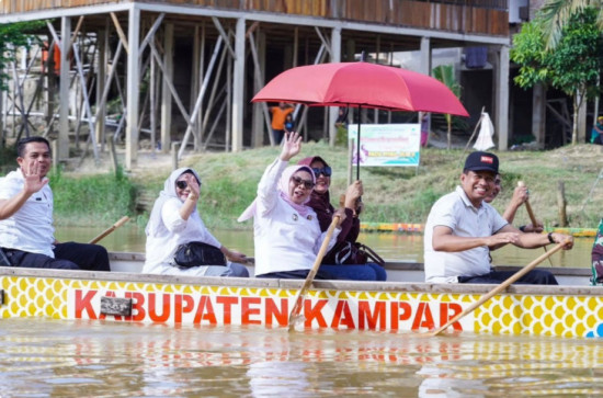 Wakil Bupati Kampar Tutup Festival Pacu Piyau Jilid I| 8 Suku Kenegerian Kebun Durian Tahun 2025