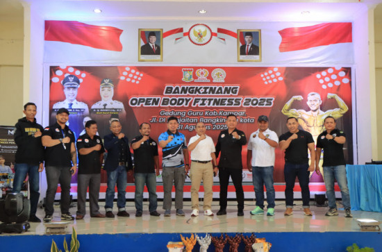 Bangkinang Open Body Fitness 2025 Resmi Dibuka, 72 Atlet dari Berbagai Daerah Ikuti Kompetisi. 
