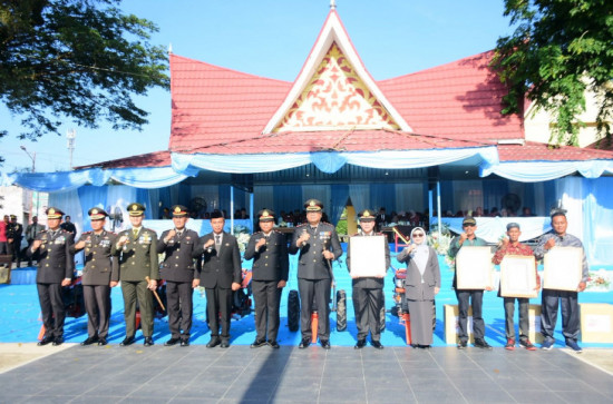 Bupati Kampar Hadiri Upacara Peringatan Hari Bhayangkara ke-80 Tahun 2026