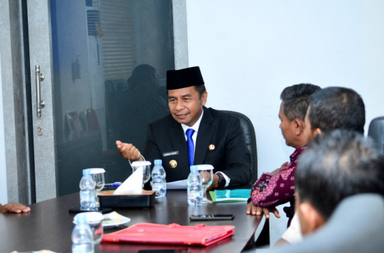 Bupati Kampar H. Ahmad Yuzar Sambut Audiensi Pengurus KTNA Kabupaten Kampar.