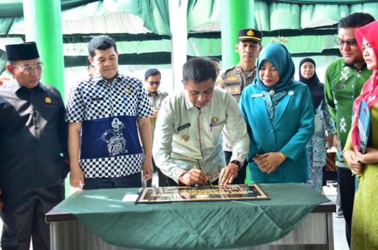 Bupati Kampar Resmikan Puskesmas Kuntu dan Launching PKMK, Perkuat Percepatan Penanganan Stunting