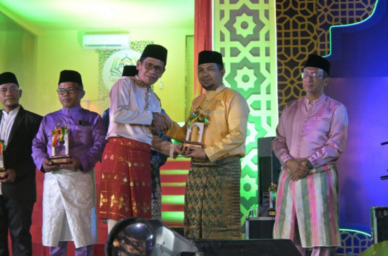 MTQ ke-44 Provinsi Riau Resmi Ditutup, Bupati Kampar Sampaikan Terima Kasih dan Apresiasi kepada Seluruh Kafilah Kampar