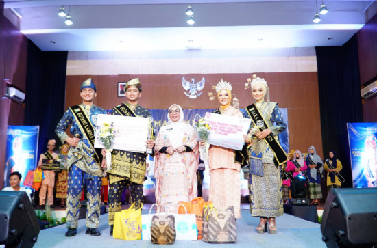 Malam Puncak Pemilihan Bujang Dara Kampar 2026, Wakil Bupati Kampar Jadi Juri Kehormatan