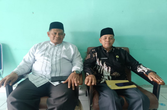 KUA Salo Berbangga, Pegawainya Lulus Pembimbing Haji Tingkat Provinsi