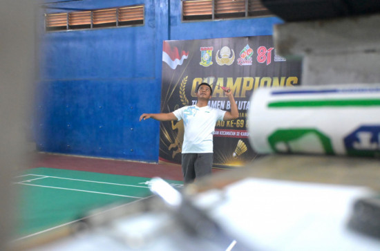 Bupati Kampar Buka Turnamen Bulutangkis Korpri Antar OPD dan Kecamatan se-Kabupaten Kampar Dalam Rangka Hut Riau ke 69 dan Hut RI ke 81
