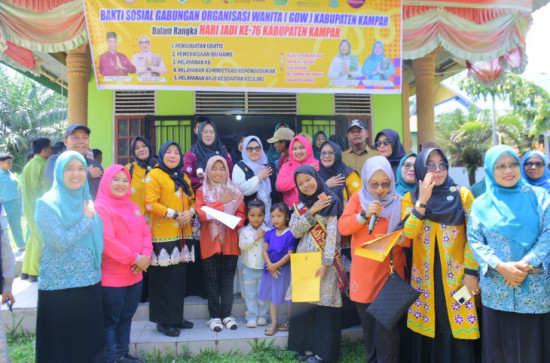 Ditaja GOW Kab. Kampar, Ketua TP PKK Kabupaten Kampar Tengku Nurheryani Buka Bakti Sosial, Pemeriksaan Kesehatan Gratis, Pelayanan Pembuatan Administrasi Kependudukan Dan BPJS Kesehatan