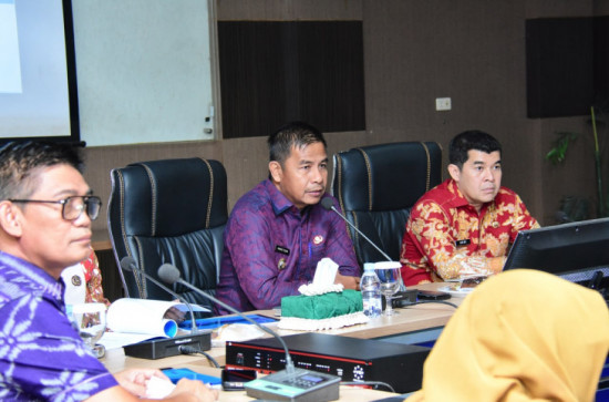 Bupati Kampar Pimpin Langsung Rapat  RFK Kegiatan Pembangunan Kab. Kampar Bulan Mei T.A. 2026 