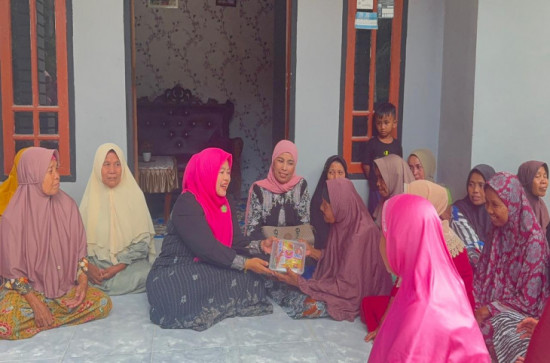 GOW Kab. Kampar Kembali Bagi-Bagi Takjil Ramadhan