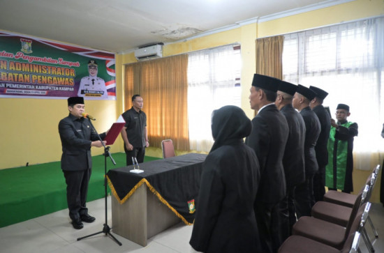 Pj Sekda Kampar Lantik Pejabat Administrator dan Pengawas, Perkuat Kinerja Pemerintahan